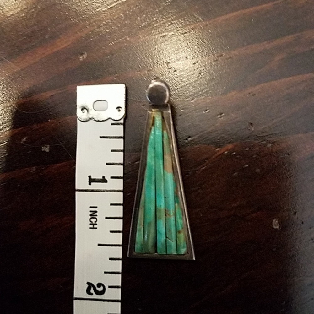 Earrings - Picture 3 of 3
